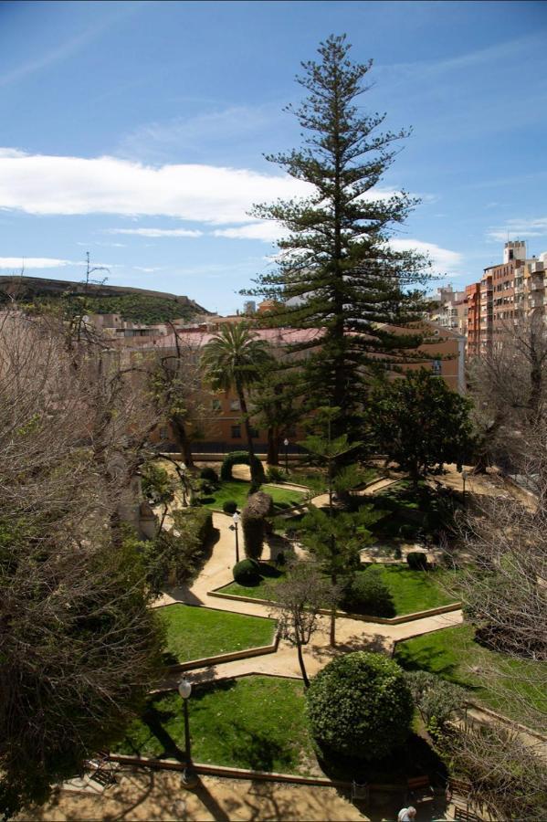 Reina Victoria La Plaza Apartment Alicante Luaran gambar