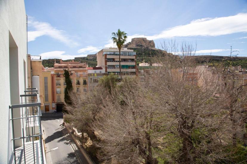 Reina Victoria La Plaza Apartment Alicante Luaran gambar